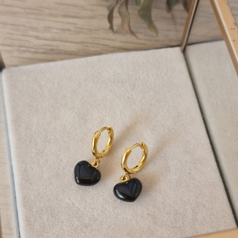 Pendientes con corazón esmaltado de colores en acero dorado - DiversoWomen